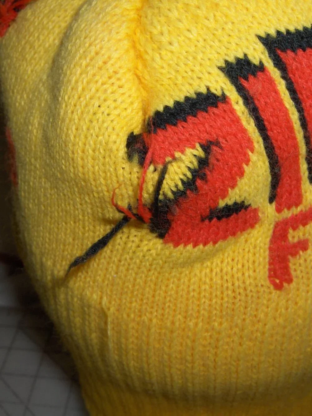 Zip feed stocking